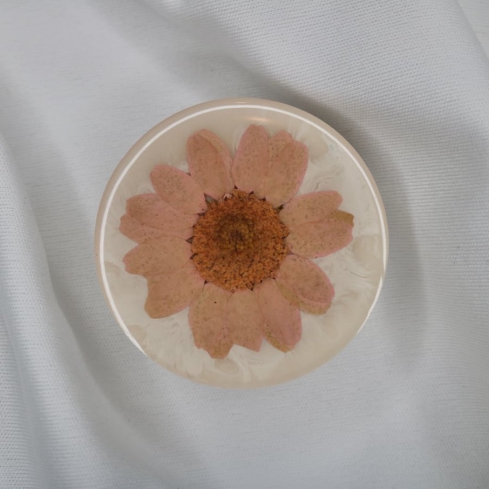 New Handmade Phone Grip With Real Dried Flower